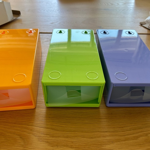 Pinup girl Tissue Box Cover Resin New in Box - Picture 3 of 14